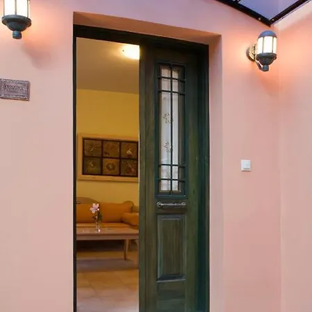 Agathes Traditional Affittacamere Kástellos